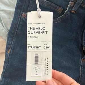 Denim Forum Arlo Curve-Fit Jeans in be about dark bleu